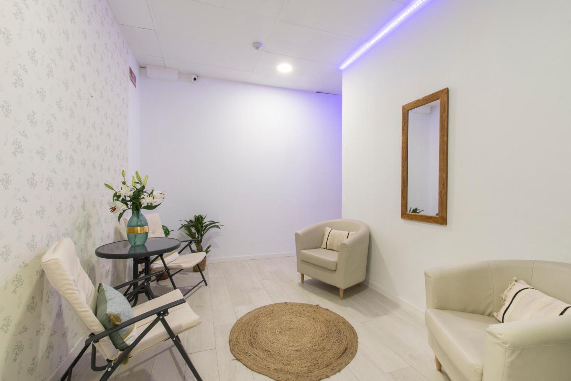 Hostel Alexa Host *